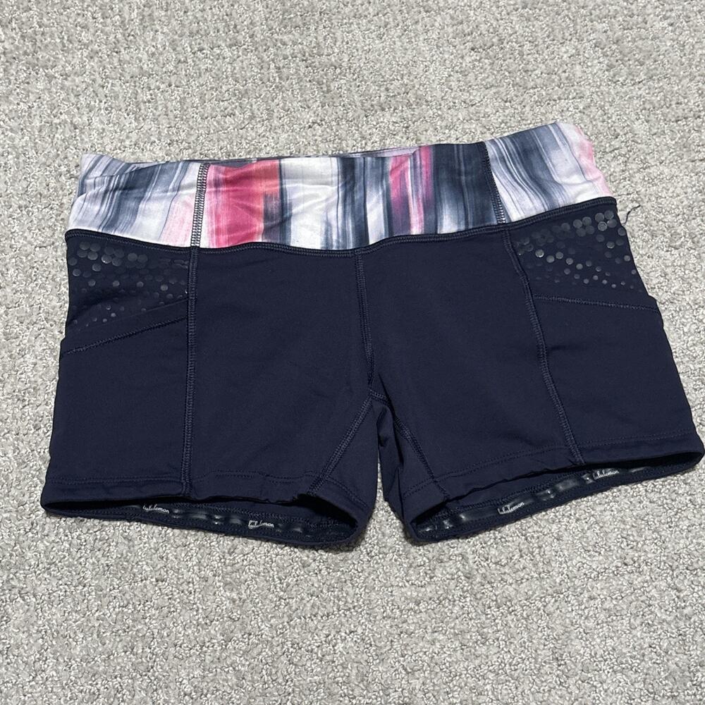 Lululemon Run Times Shorts 3” Navy Blue Pink Abstract Printed Waistband - Size 6